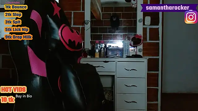 samantharocker5 online show from April 6, 1:23 pm