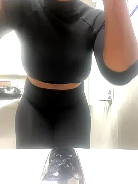 HoneyDripHer online show from September 23, 10:55 am