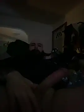 Snapshot of grizzlybearcody chatting on December 14, 5:40 am grizzlybearcody online show from December 14, 5:40 am