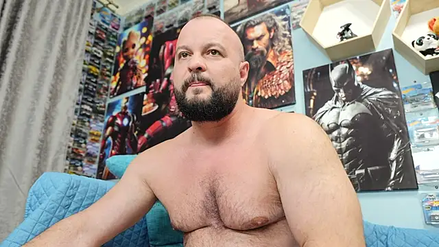Snapshot of Muscle_Bear chatting on September 29, 2:12 pm Muscle Bear online show from September 29, 2:12 pm