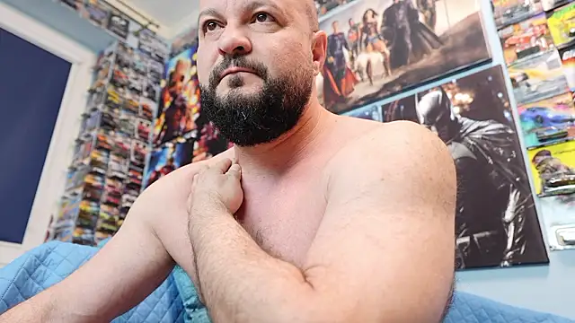 Muscle Bear online show from March 11, 4:50 am