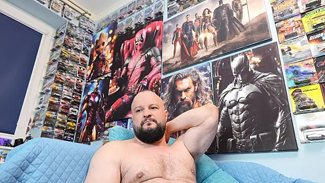 Muscle Bear online show from April 10, 6:20 am