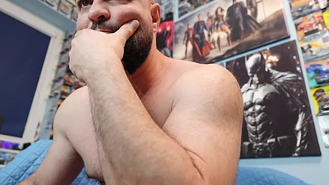 Muscle Bear online show from April 4, 5:14 am