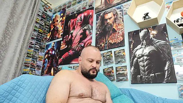 Snapshot of Muscle_Bear chatting on September 19, 4:22 pm Muscle Bear online show from September 19, 4:22 pm