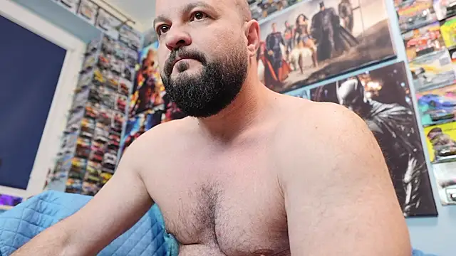 Muscle Bear online show from April 14, 6:40 am