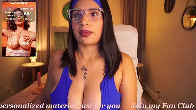 Snapshot of Galilea_Fox chatting on November 5, 4:37 am Galilea Fox online show from November 5, 4:37 am