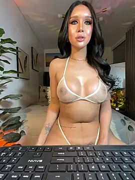 Addison  Lee online show from November 23, 9:47 pm