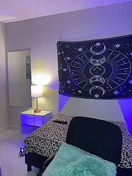 Melhope online show from April 10, 4:36 pm