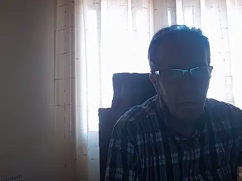 Snapshot of TonyComa chatting on October 14, 1:01 pm TonyComa online show from October 14, 1:01 pm