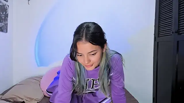 Abby Saenz01 online show from October 30, 10:28 pm