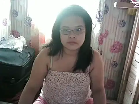 abiemayhottiey online show from January 5, 12:09 am