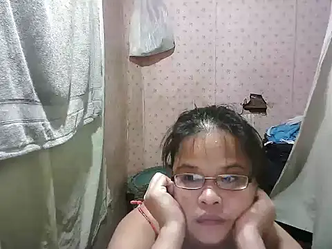 abiemayhottiey online show from October 6, 9:10 am