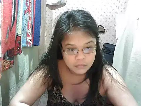 abiemayhottiey online show from October 19, 9:28 pm