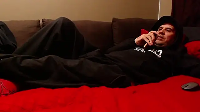 Snapshot of cash_master chatting on October 27, 6:25 am cash master online show from October 27, 6:25 am