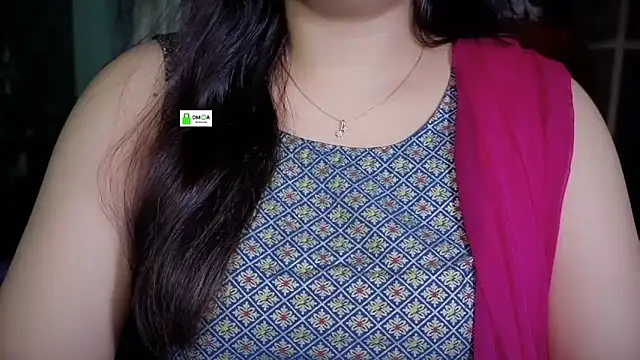 Snapshot of Sizzling__ZAARA chatting on June 17, 7:19 am Sizzling ZAARA online show from June 17, 7:19 am