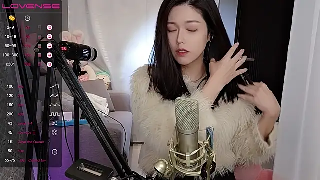 tw lala online show from December 17, 4:11 pm