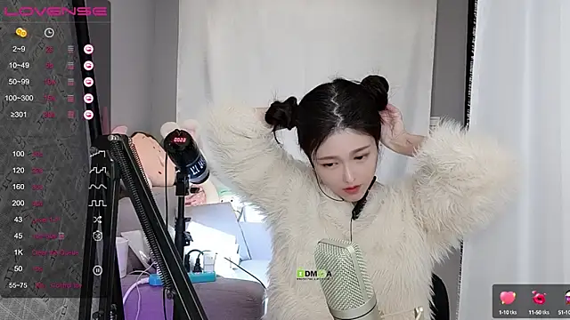 tw lala online show from December 17, 7:15 pm