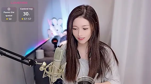 tw lala online show from November 21, 4:50 pm