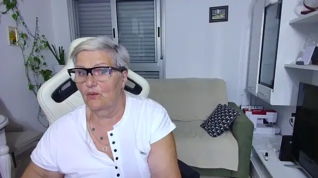 Selenna57 online show from May 19, 5:53 pm