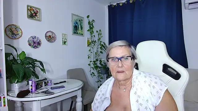 Selenna57 online show from February 7, 6:38 pm