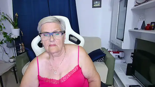Selenna57 online show from May 10, 5:37 pm
