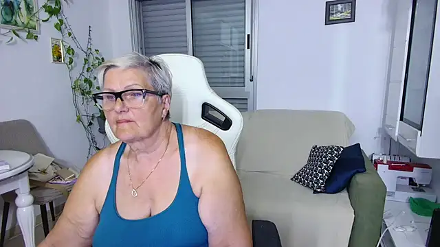 Selenna57 online show from May 28, 5:41 pm