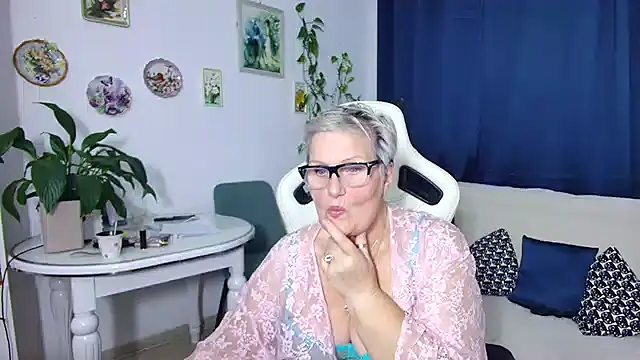 Selenna57 online show from December 20, 7:17 pm