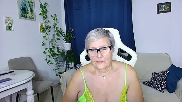 Selenna57 online show from February 6, 6:48 pm