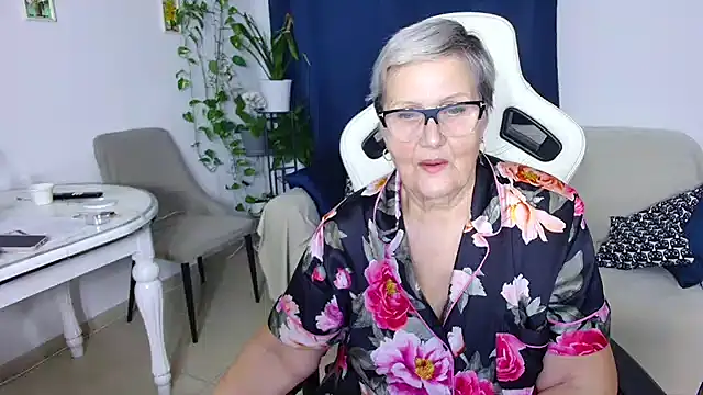 Selenna57 online show from February 10, 7:13 pm