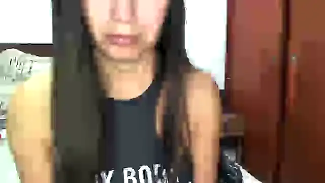 Snapshot of cjpq2525 chatting on October 22, 3:39 am cjpq2525 online show from October 22, 3:39 am