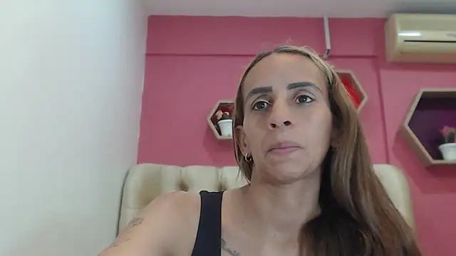 Amber Moore online show from February 6, 11:12 pm