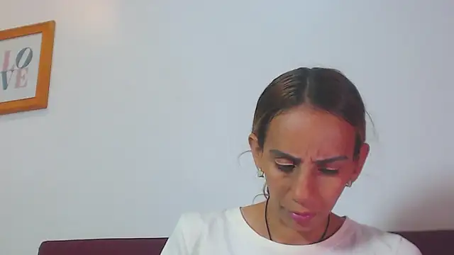 Amber Moore online show from June 24, 6:28 pm