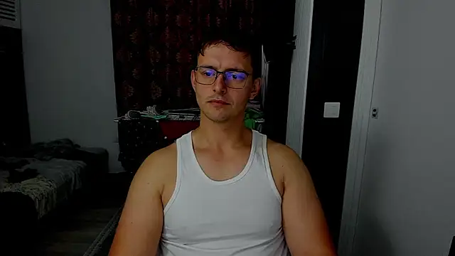 sexxymuscles4u online show from October 13, 9:00 am