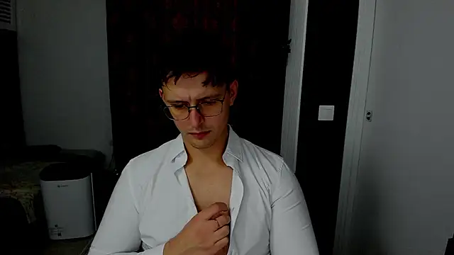 sexxymuscles4u online show from November 14, 12:09 pm