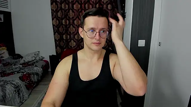 sexxymuscles4u online show from February 26, 12:05 pm