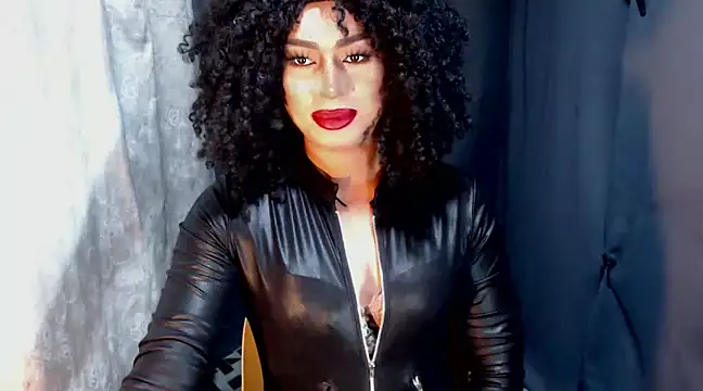 amira willis online show from December 12, 10:34 am