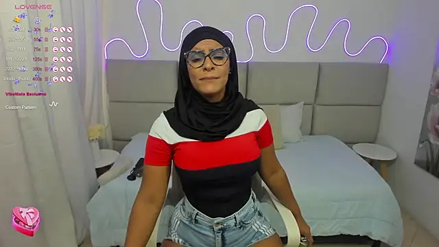 nashiira  online show from February 20, 7:30 pm