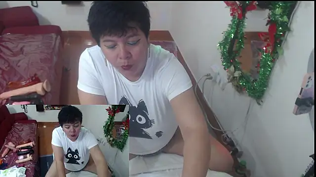 Snapshot of angelitolove727 chatting on December 18, 11:19 pm angelitolove727 online show from December 18, 11:19 pm