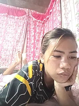 Snapshot of Cutie_body11 chatting on March 12, 1:47 am Cutie body11 online show from March 12, 1:47 am