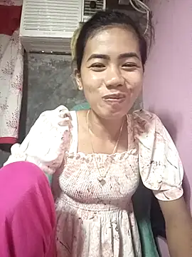 Snapshot of Cutie_body11 chatting on October 18, 2:02 am Cutie body11 online show from October 18, 2:02 am