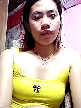 Snapshot of Cutie_body11 chatting on June 3, 11:09 pm Cutie body11 online show from June 3, 11:09 pm