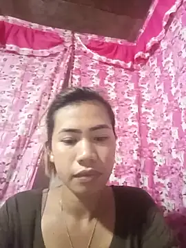 Snapshot of Cutie_body11 chatting on February 25, 10:20 pm Cutie body11 online show from February 25, 10:20 pm