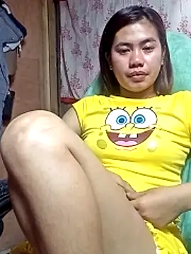 Snapshot of Cutie_body11 chatting on June 17, 1:21 pm Cutie body11 online show from June 17, 1:21 pm