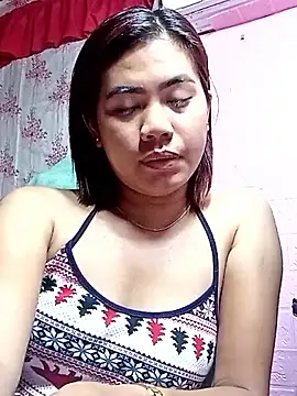 Snapshot of Cutie_body11 chatting on June 22, 3:58 am Cutie body11 online show from June 22, 3:58 am