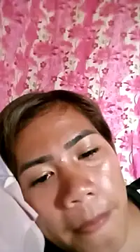 Snapshot of Cutie_body11 chatting on March 18, 2:29 am Cutie body11 online show from March 18, 2:29 am