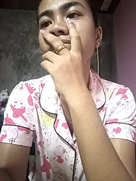 Snapshot of Cutie_body11 chatting on October 11, 1:06 am Cutie body11 online show from October 11, 1:06 am