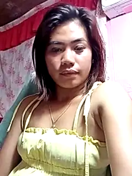 Snapshot of Cutie_body11 chatting on June 28, 7:03 am Cutie body11 online show from June 28, 7:03 am