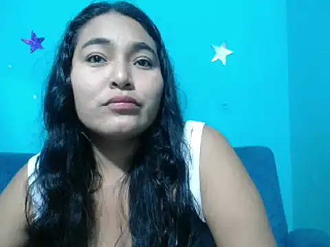 Snapshot of sirena_15 chatting on January 21, 5:27 am sirena 15 online show from January 21, 5:27 am