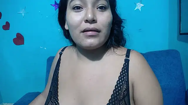 Snapshot of sirena_15 chatting on January 25, 5:51 am sirena 15 online show from January 25, 5:51 am