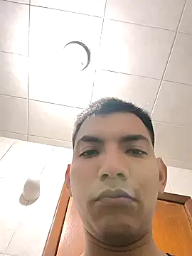 Snapshot of 02saga chatting on December 13, 8:37 pm 02saga online show from December 13, 8:37 pm